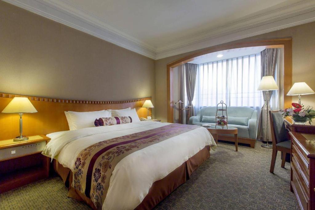 Haihua Hotel Hangzhou Exterior photo